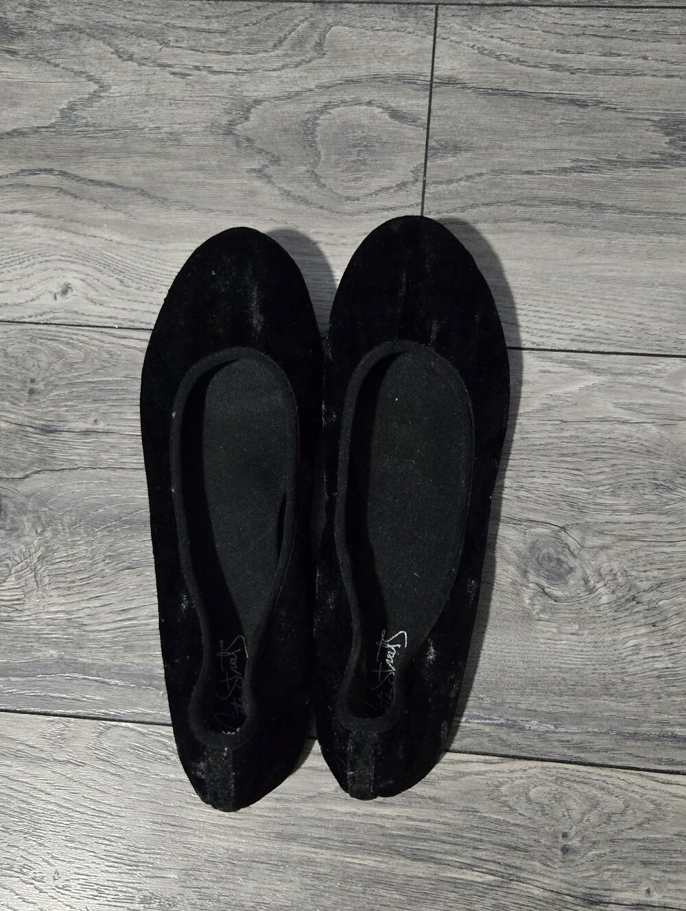 City Streets Black Velvet Slip-On Ballet Flats